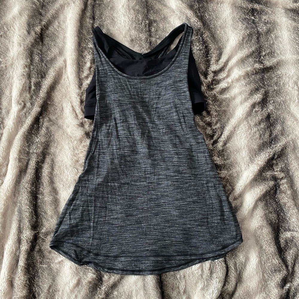 Lululemon tank with built in bra